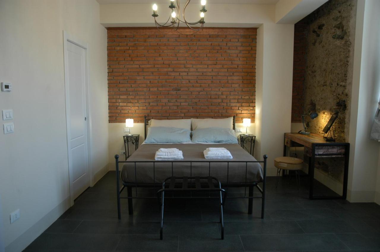 Castello D'Alcontres Guest House 3 Stelle Ницца ди Сицилия Экстерьер фото