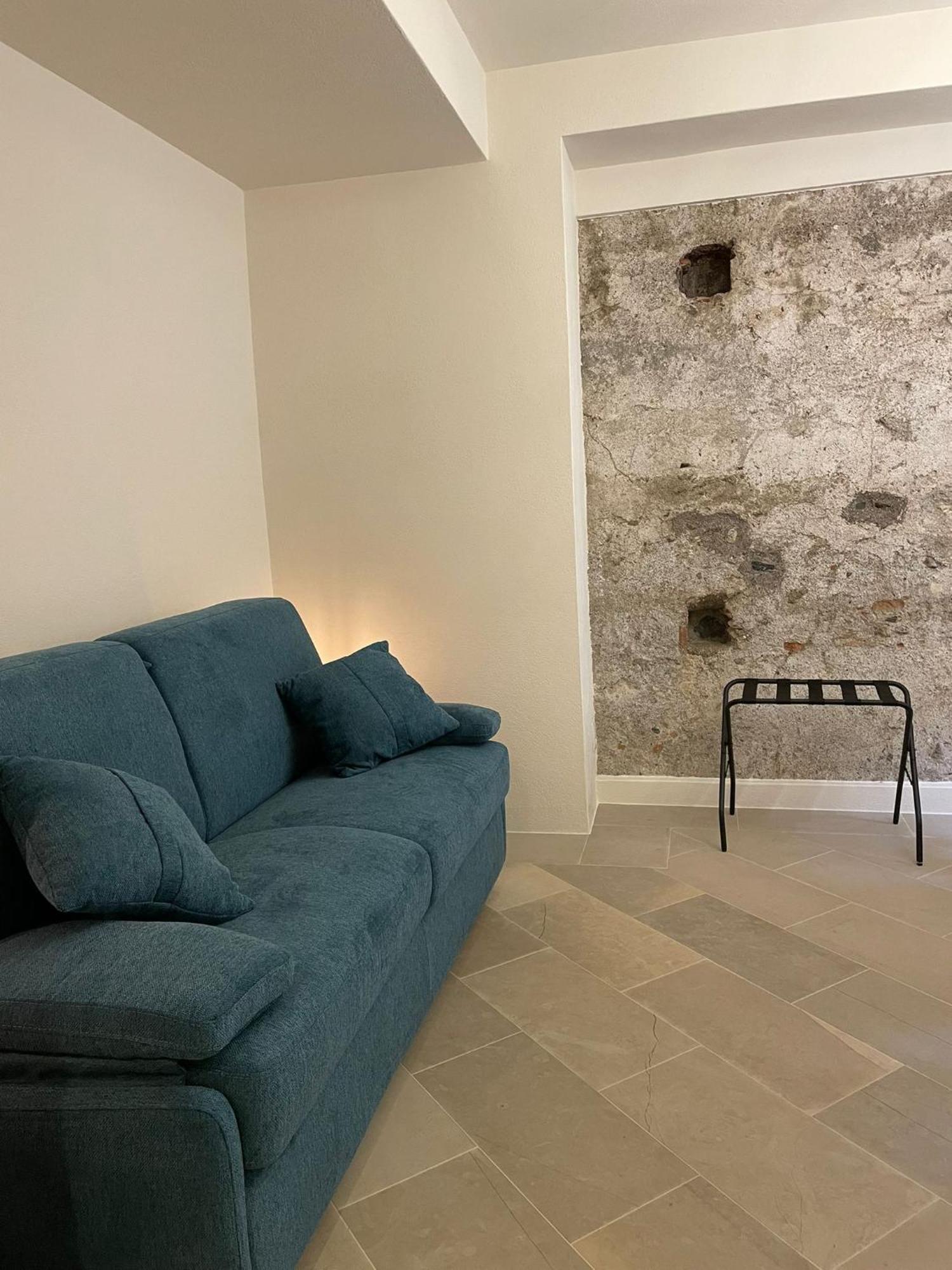 Castello D'Alcontres Guest House 3 Stelle Ницца ди Сицилия Экстерьер фото